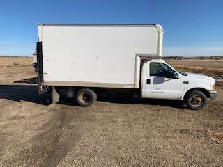 1999 Ford F350 Box Truck for sale in Berthoud, CO