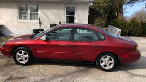 FORD TAURUS w ONLY 118k MILES - - by dealer - vehicle for sale in Charleston, IN