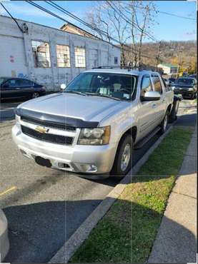 2011 Chevy Avalanche - cars & trucks - by owner - vehicle automotive... for sale in Paterson, NJ