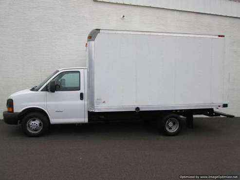 2015 CHEVROLET EXPRESS CUTAWAY BOX TRUCK - cars & trucks - by dealer... for sale in hazle township, PA