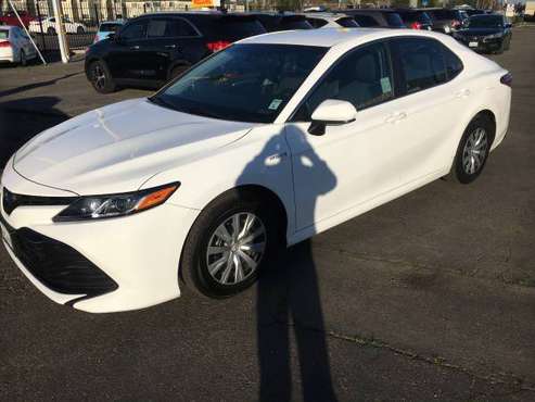 2018 Toyota Camry Hybrid LE ONE OWNER (US MOTORS) for sale in Stockton, CA