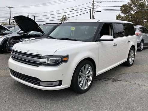 2018 Ford Flex Limited SUV - cars & trucks - by dealer - vehicle... for sale in Patchogue, NY
