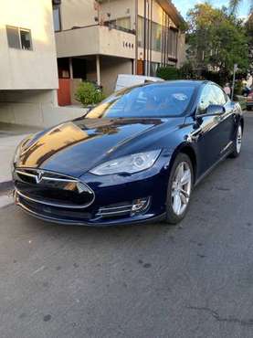 Tesla model S 85 2014 Autopilot - cars & trucks - by owner - vehicle... for sale in Los Angeles, CA