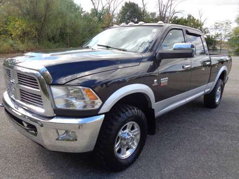 2012 Ram 2500 Laramie Crew Cab Fully Loaded, Very Clean 1 owner for sale in Waynesboro, PA