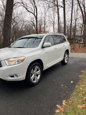 2009 Toyota Highlander “Limited” - cars & trucks - by owner -... for sale in Columbia, PA