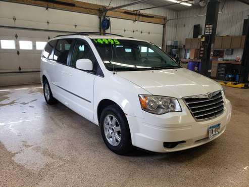 **2010 CHRYSLER TOWN & COUNTRY TOURING MINI VAN FWD LEATHER** - cars... for sale in Cambridge, MN