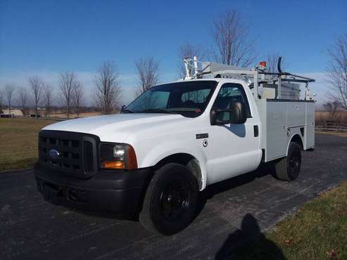 37k Miles 2006 Ford F350 XL Super Duty Utility Service Work Truck -... for sale in Gilberts, WI