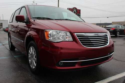 2015 Chrysler Town and Country Touring - *One Owner* - cars & trucks... for sale in Mount Clemens, MI