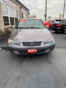 1999 Toyota camry - cars & trucks - by dealer - vehicle automotive... for sale in Cincinnati, OH