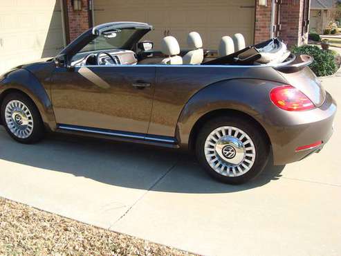 2013 VW Beetle Convertible 28,700 miles - cars & trucks - by owner -... for sale in Edmond, OK