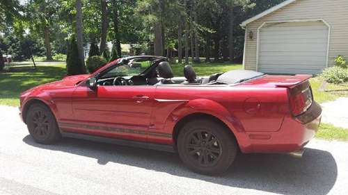 2006 Mustang Convertible - cars & trucks - by owner - vehicle... for sale in Elkhart/Osceola, IN