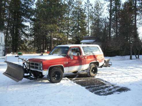 GMC Jimmy 1983 4X4 and plow - cars & trucks - by owner - vehicle... for sale in Chattaroy, WA