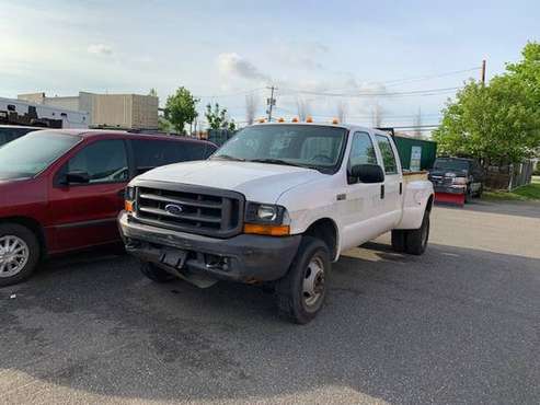 2000 *Ford* *F-350 CREW CAB FOUR WHEEL DRIVE* *VERY LOW for sale in Massapequa, NY