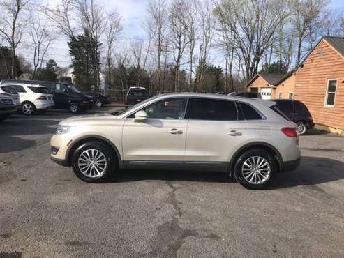 Lincoln MKX FWD Select SUV Leather Sunroof NAV Clean Loaded Truck for sale in Greensboro, NC