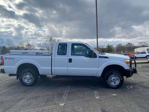 2011 Ford F-250 F250 F 250 Super Duty XL 4x4 4dr SuperCab 6.8 ft. SB... for sale in Lancaster, OH