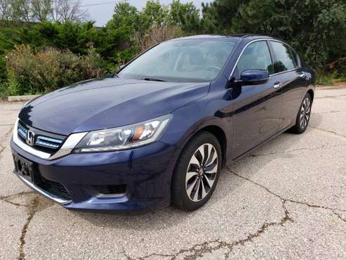 *2015 Honda Accord EX-L* Hybrid* Loaded*Leather*Mooonroof* CLEAN!!! for sale in Mc Farland, WI