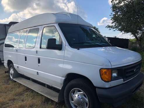 2006 Ford Econoline E350 Turbo Diesel Handicap WC Lift*Buy*Sell*Trade* for sale in Gulf Breeze, FL