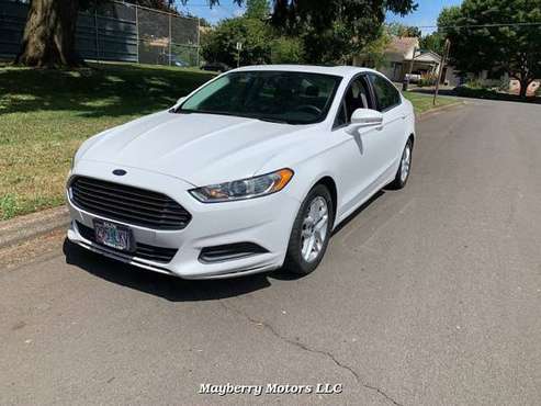 2016 Ford FUSION SE - cars & trucks - by dealer - vehicle automotive... for sale in Eugene, OR
