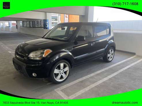 2010 Kia Soul Wagon ! Wagon 4D ONE OWNER LOW MILES for sale in Van Nuys, CA