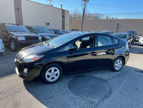 2011 Toyota Prius 4D Hatchback Runs Excellent! - cars & trucks - by... for sale in Suffern, NY 10901, NY