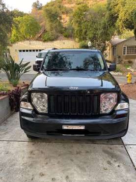 Jeep Liberty 2012 - cars & trucks - by owner - vehicle automotive sale for sale in Cathedral City, CA