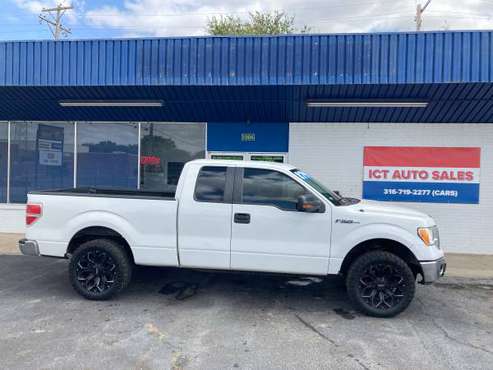 2010 FORD F-150 Super Cab - cars & trucks - by dealer - vehicle... for sale in Wichita, KS