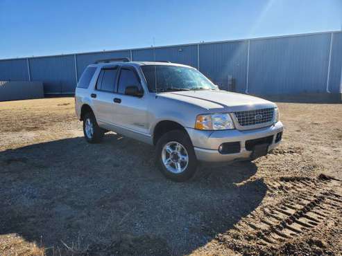 2005 Ford Explorer - cars & trucks - by dealer - vehicle automotive... for sale in Wichita, KS