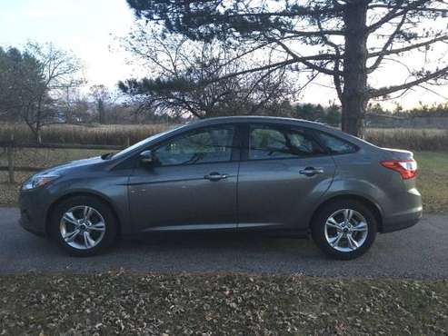 2013 Ford Focus SE - cars & trucks - by owner - vehicle automotive... for sale in Midland, MI
