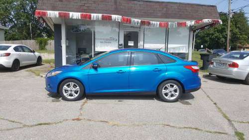 2014 Ford Focus SE, Runs Great! Cold Air! Gas Saver! Low Miles!! -... for sale in New Albany, KY