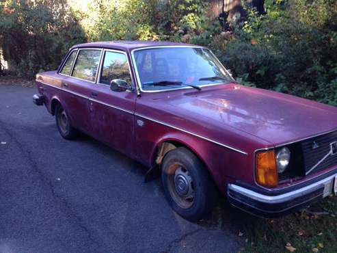 ANTIQUE 1977 VOLVO FOR SALE: <75k miles! Little rust! for sale in western mass, MA