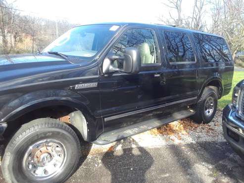 2003 Ford Excursion Limited - cars & trucks - by owner - vehicle... for sale in Cleveland, OH