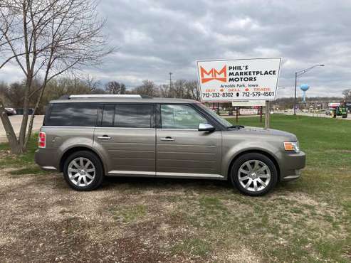 2012 Ford Flex Liminted AWD - - by dealer - vehicle for sale in IA