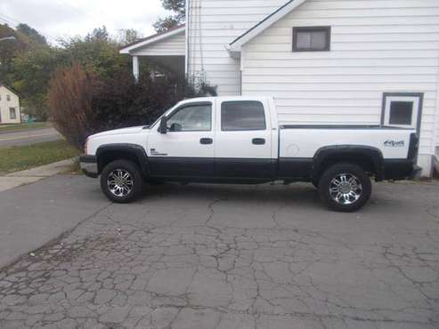2003 chevy 4x4 2500 hd 6.6 liter duramax diesel for sale in Whitney Point, NY