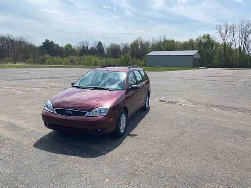 2006 Ford Focus Wagon ZXW SE - - by dealer - vehicle for sale in Grand Blanc, MI