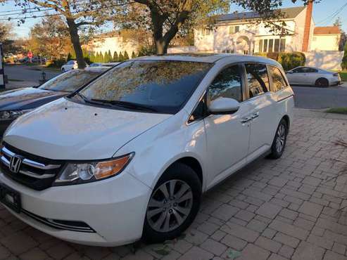 2015 Honda Odyssey EXL White/Tan Mint - cars & trucks - by owner -... for sale in Freeport, NY