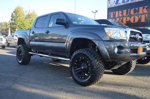 2011 Toyota Tacoma V6 4x4 4dr Double Cab 5.0 ft SB 6M BAD CREDIT for sale in Sacramento , CA