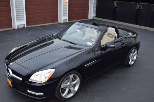 Mercedes Benz SLK 350 Convertible Like New - - by for sale in Albany, NY