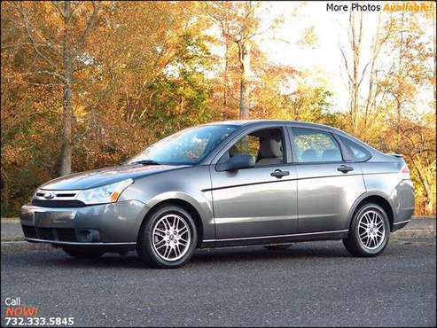 2010 *FORD* *FOCUS* *SE* *SEDAN* *MUST SEE* *fusion* *civic* *cobalt* for sale in East Brunswick, PA