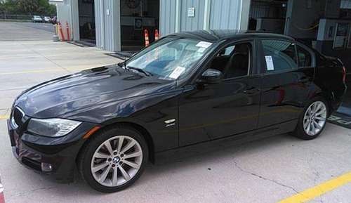 BMW 328 XDRIVE, 6SPEED MANUAL, LOW MILES! - cars & trucks - by... for sale in Attleboro, MA