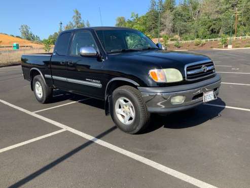 Toyota Tundra SR5 2002 ONLY 146, 500miles! 6 Sprayed bed No Accidents for sale in Sacramento , CA