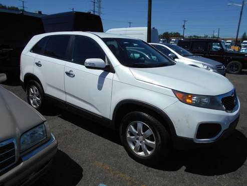 2011 KIA SORRENTO LX SUV - cars & trucks - by dealer - vehicle... for sale in Guilford , CT