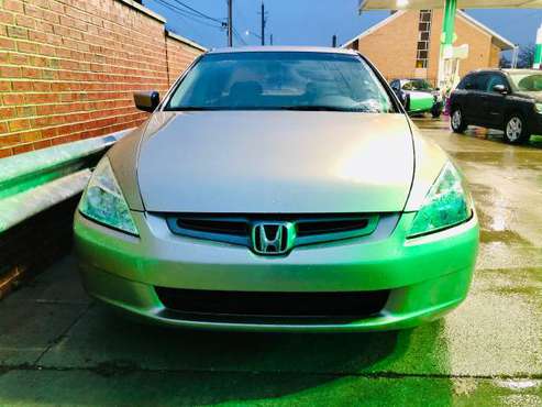 2005 Honda Accord *MINT* - cars & trucks - by owner - vehicle... for sale in Sterling Heights, MI