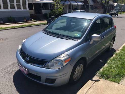 2010 Nissan Versa Hatchback LOW MILES, JUST INSPECTED - cars & for sale in Altoona, PA