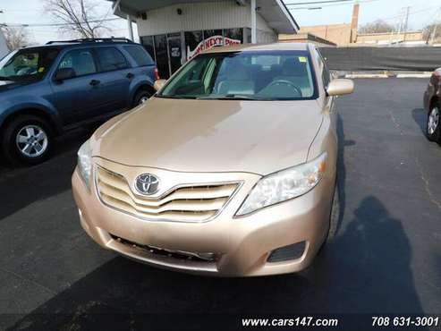 2010 Toyota Camry LE - cars & trucks - by dealer - vehicle... for sale in Midlothian, IL