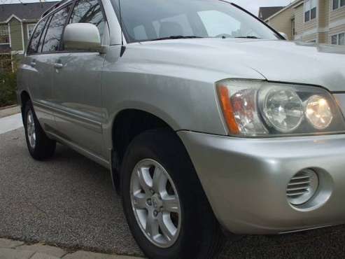 2003 Toyota highlander 2WD *Family Owned * Clean, Runs Excellent! -... for sale in Oklahoma City, OK