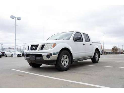 2011 NISSAN FRONTIER SV - 4X4 BED COVER! RIMS! PRICED TO SELL - cars for sale in Ardmore, OK