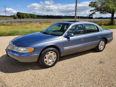1999 Lincoln Continental!! LOW MILES!! Leather!! Sunroof!! Clean AF!! for sale in Dubuque, IA
