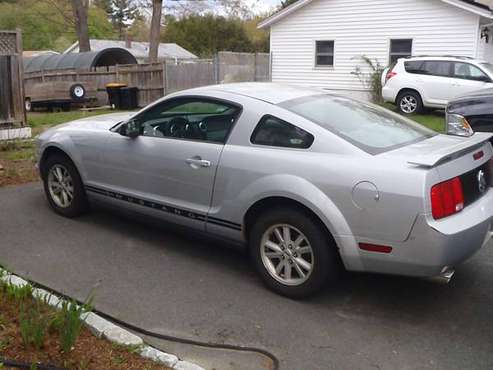 2005 Ford Mustang Coupe V6 for sale in Westford, MA