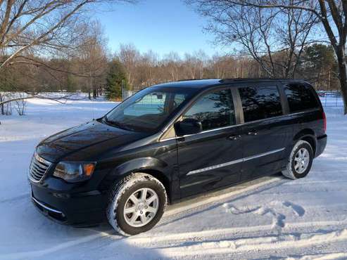 2011 Chrysler Town & Country - cars & trucks - by owner - vehicle... for sale in Forest Lake, MN
