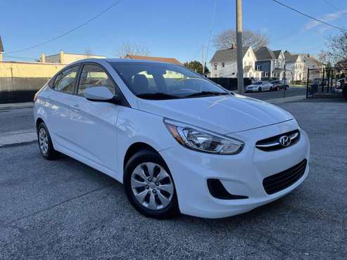 2017 Hyundai Accent SE White/Gray Just 69K Miles Clean Title No for sale in Baldwin, NY